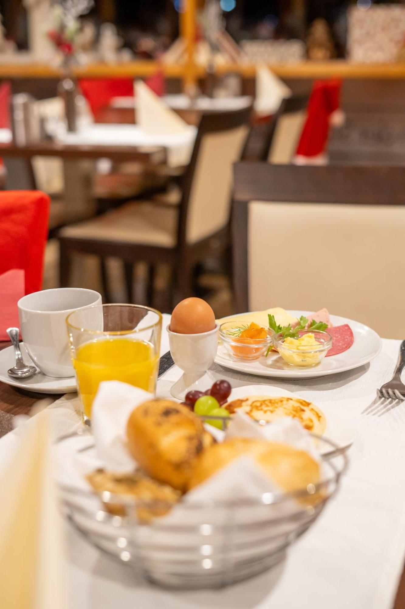 Das Hotel An Der Stadthalle - Rostock Hbf (Adults Only) Екстериор снимка
