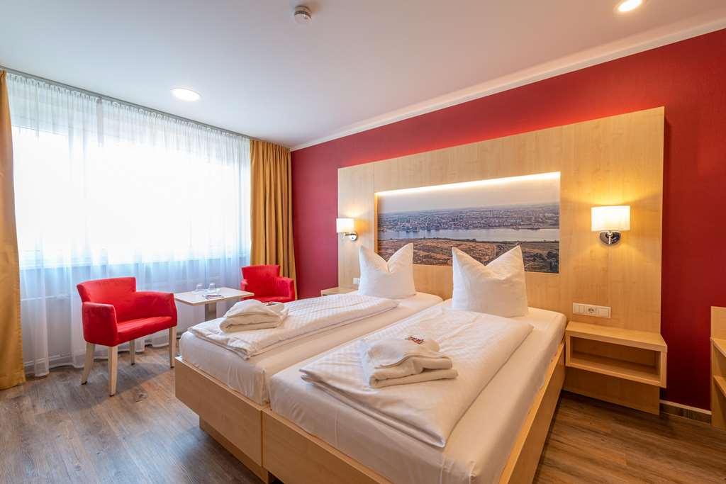 Das Hotel An Der Stadthalle - Rostock Hbf (Adults Only) Стая снимка